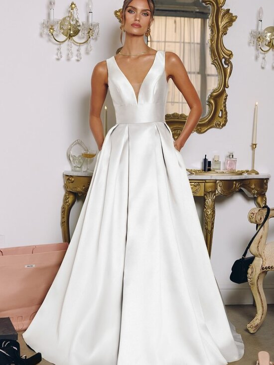Cinderella Other - NEW OFF WHITE Evening Gown Floor Length Formal Elegant Stunning T814W